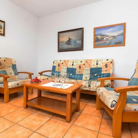Barlovento-1 By Interhome Llança
