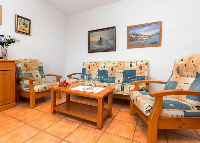 Barlovento-1 By Interhome Llança